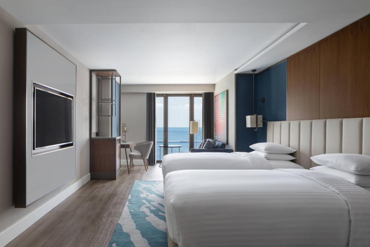 Izmir Marriott Hotel Bagian luar foto