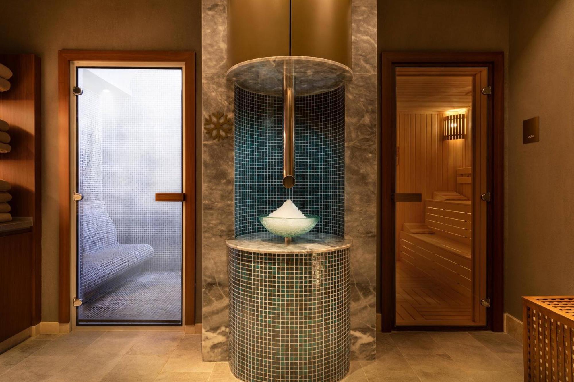 Izmir Marriott Hotel Bagian luar foto Spa at The Oberoi, Mumbai